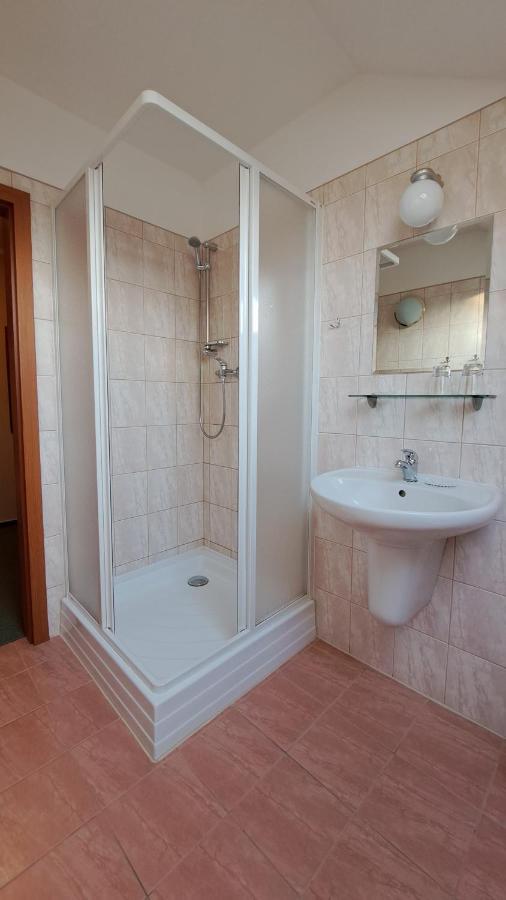 Penzion Aida Ostrava Extérieur photo