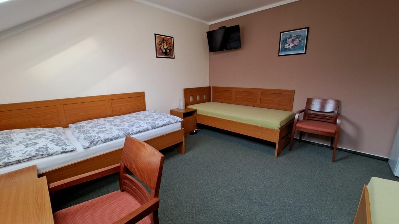 Penzion Aida Ostrava Extérieur photo