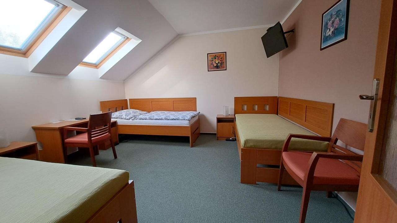 Penzion Aida Ostrava Extérieur photo